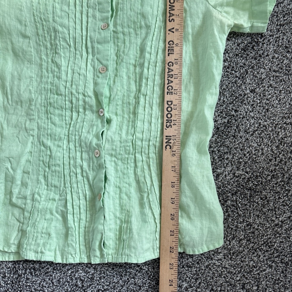 J. Jill Light Mint Short-Sleeve Pintuck Button-Down Shirt - Picture 10 of 12